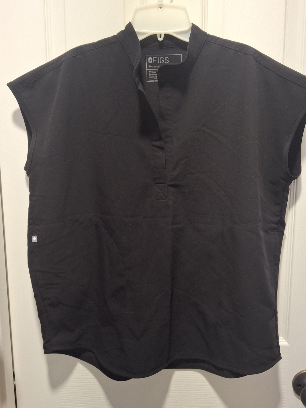 FIGS Scrub Top